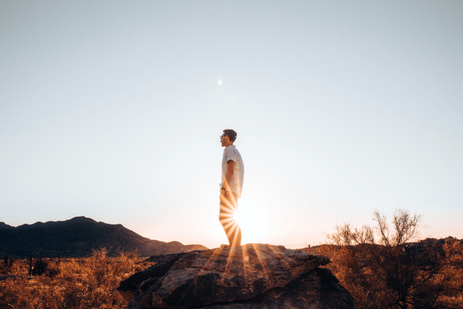 eco-exsitu-casa-modular-sostenible-paisaje-aventura-naturaleza